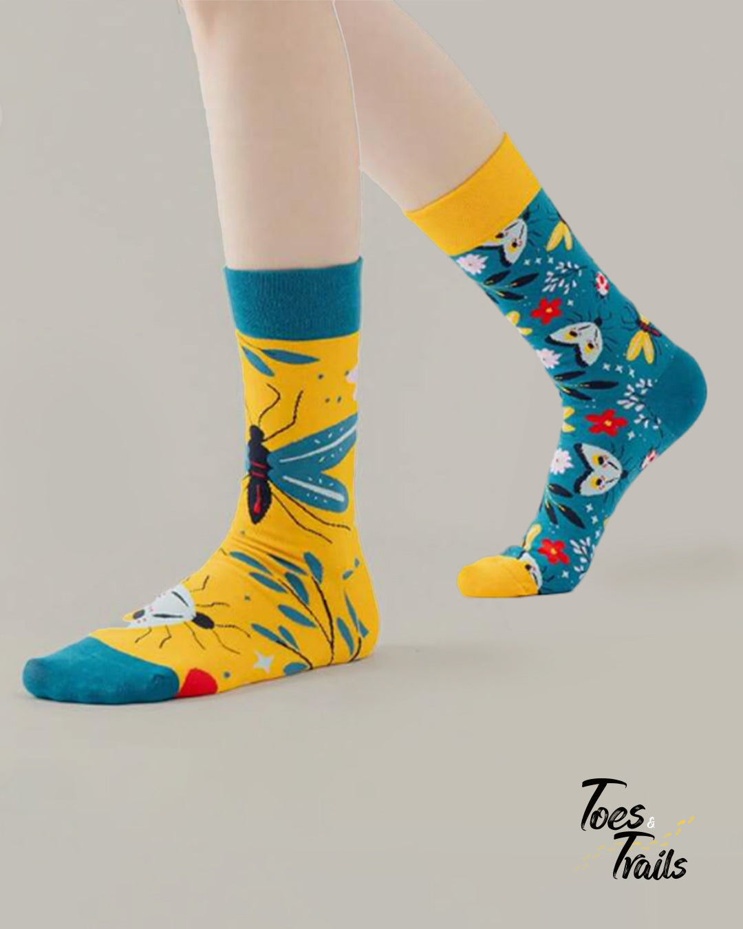 Butterfly Print Mid-Calf Unisex Socks